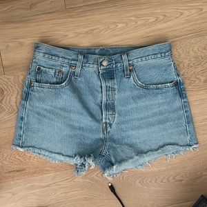 Levi’s 501 shorts